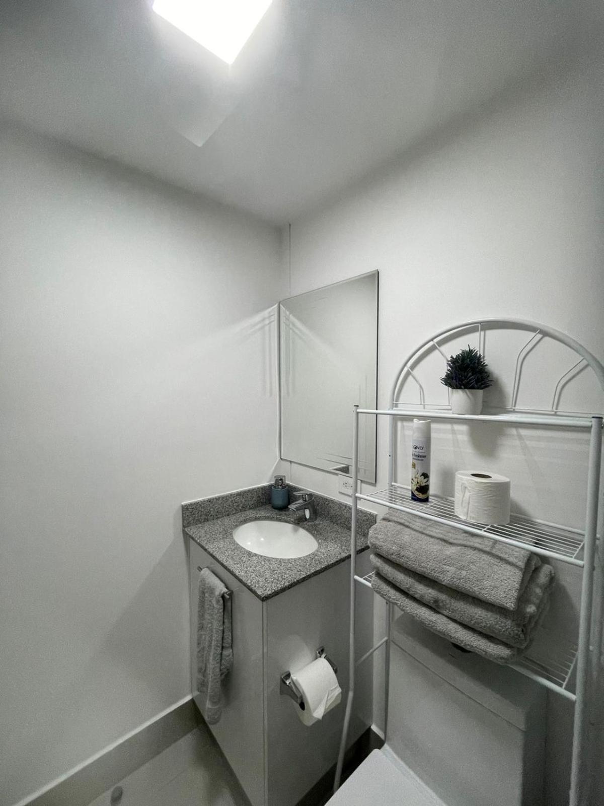 Ifreses, Study Full Equipped Whith Pool, Air- Conditioning, Spectacular View Of The City, Parking With Additional Payment Curridabat Habitación foto